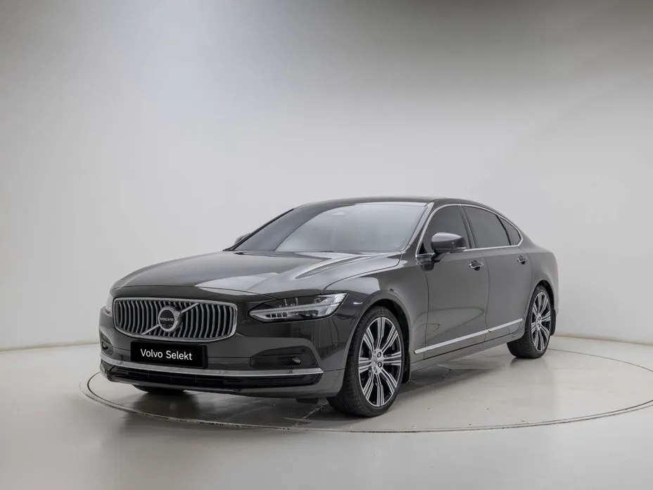 Volvo S90 — фото 1