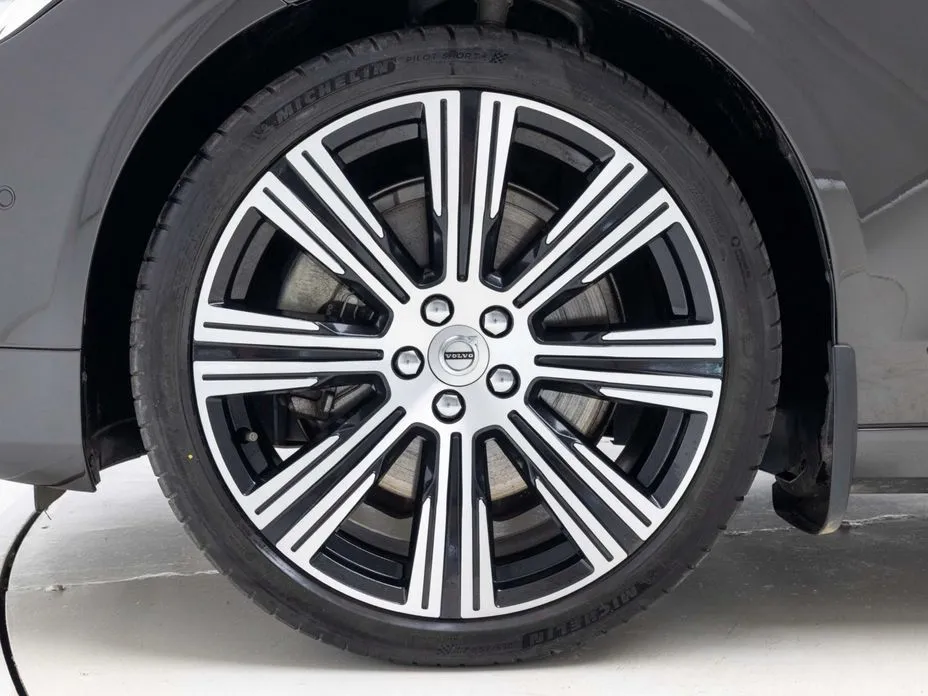 Volvo S90 — фото 9