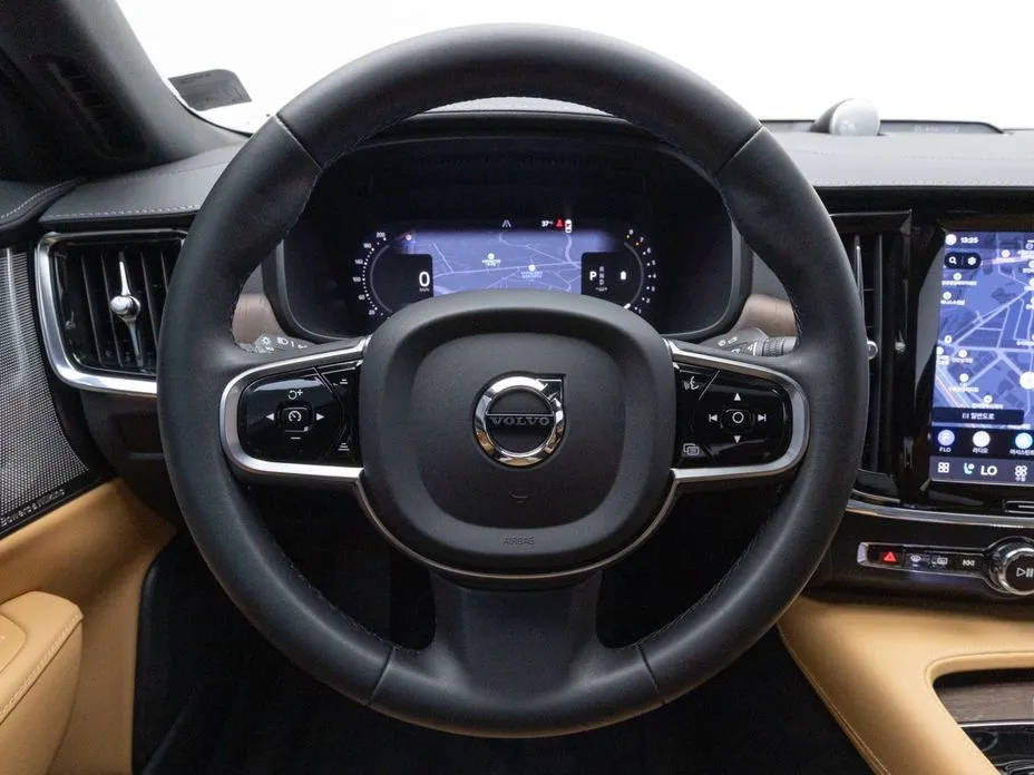 Volvo S90 — фото 7