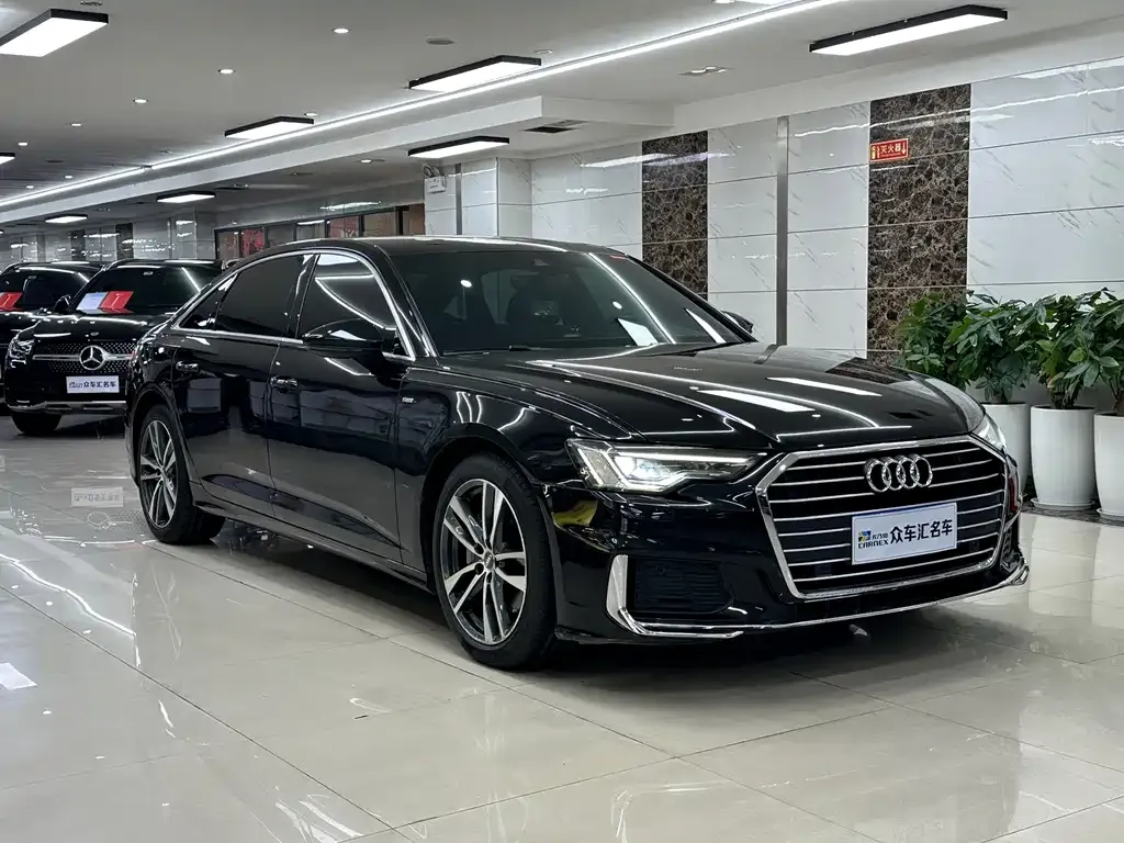 Audi A6L — фото 9