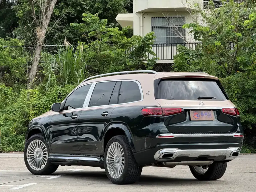 Mercedes-Benz GLS — фото 8