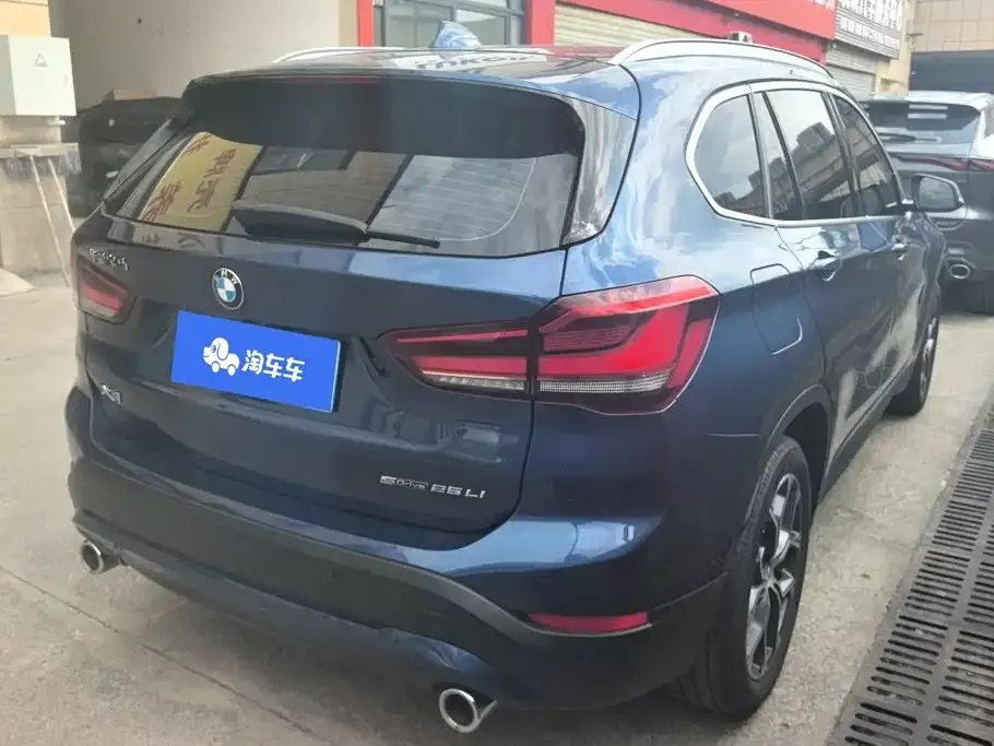 BMW X1 — фото 10