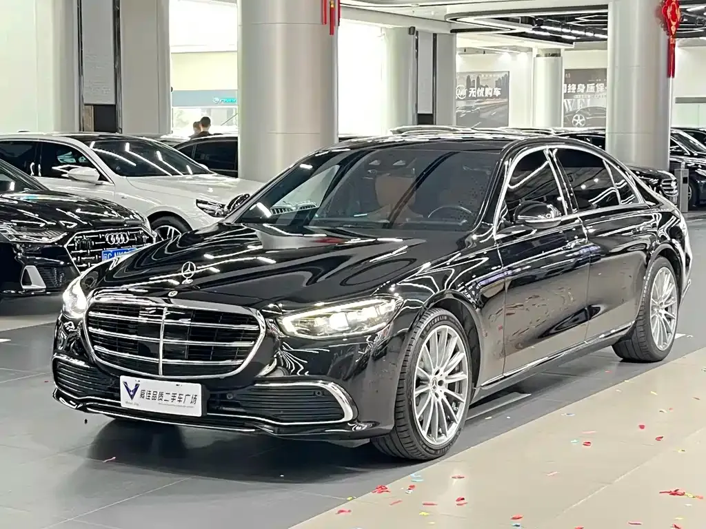 Mercedes-Benz S-Class — фото 1