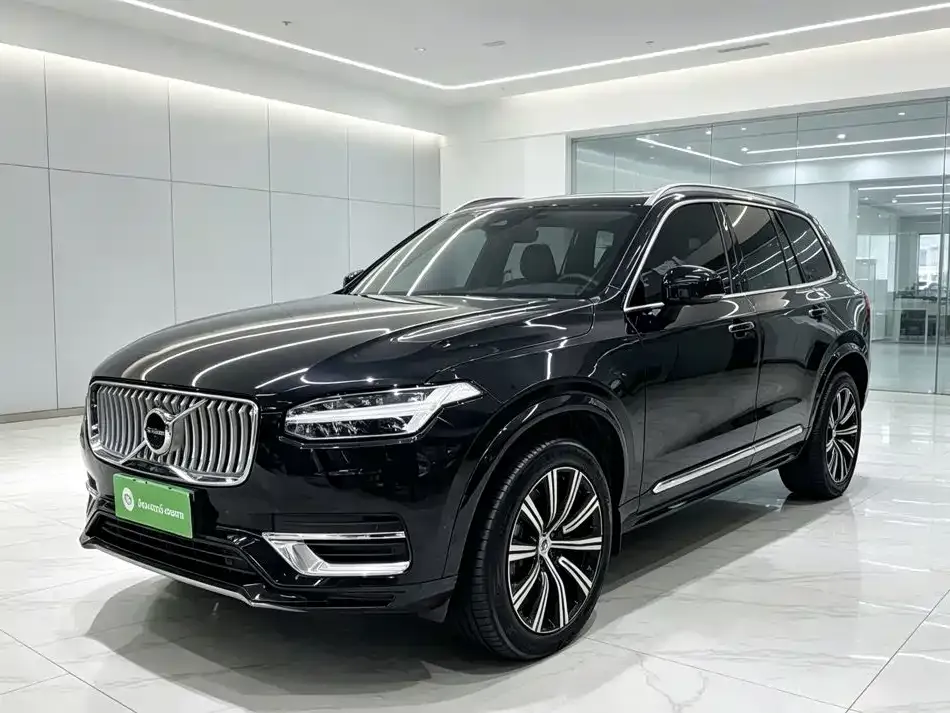 Volvo XC90 — фото 2