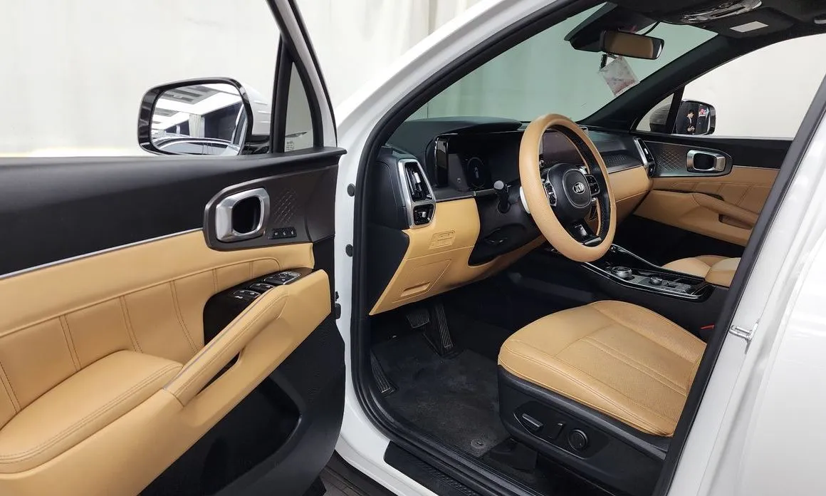 Kia Sorento — фото 9