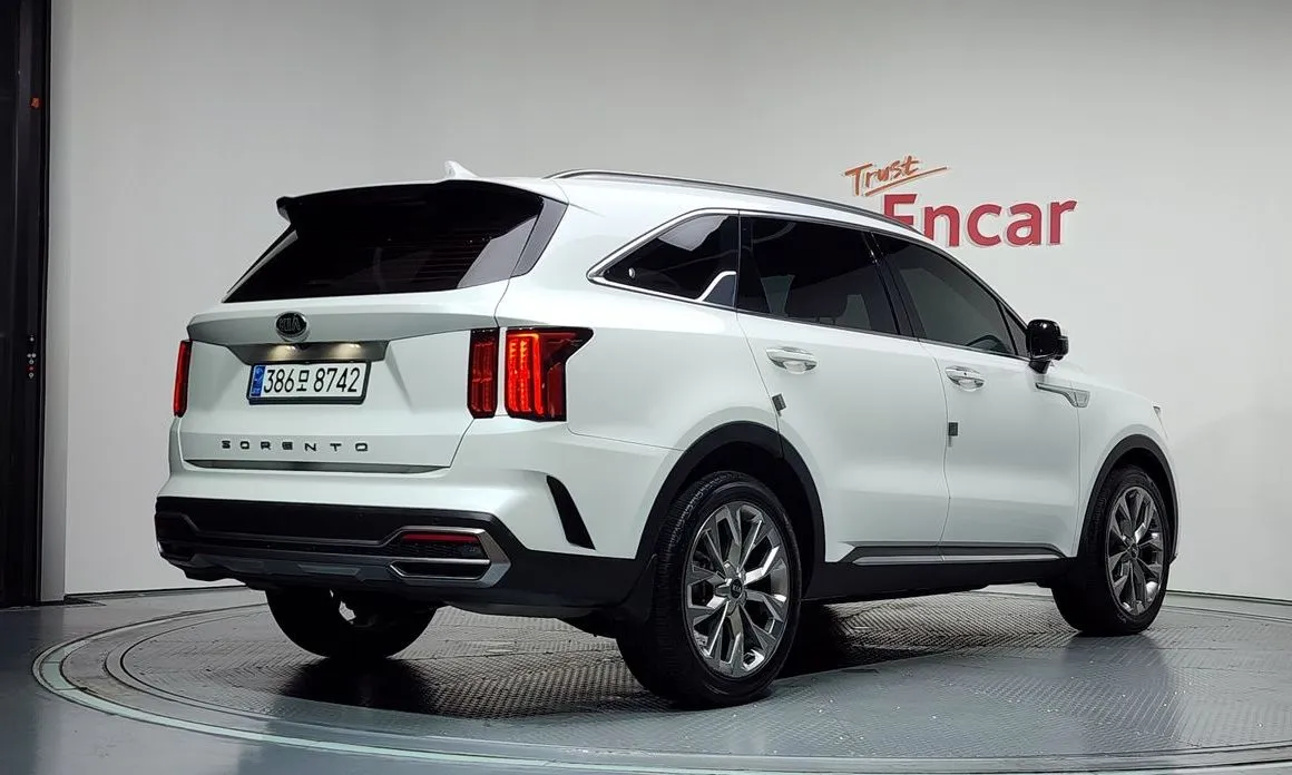 Kia Sorento — фото 3