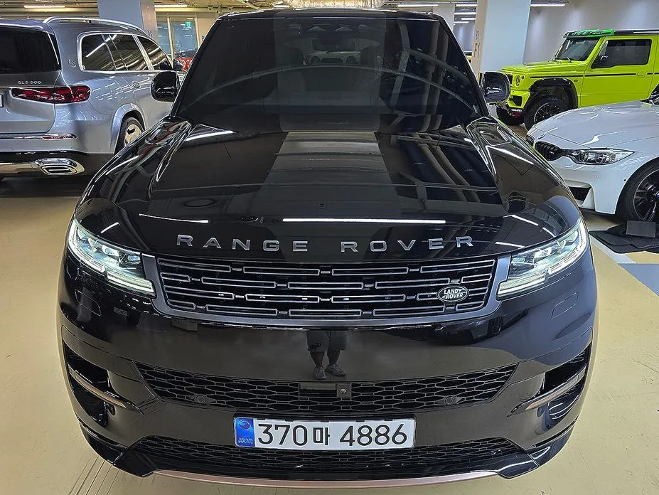 Land Rover Range Rover Sport — фото 1