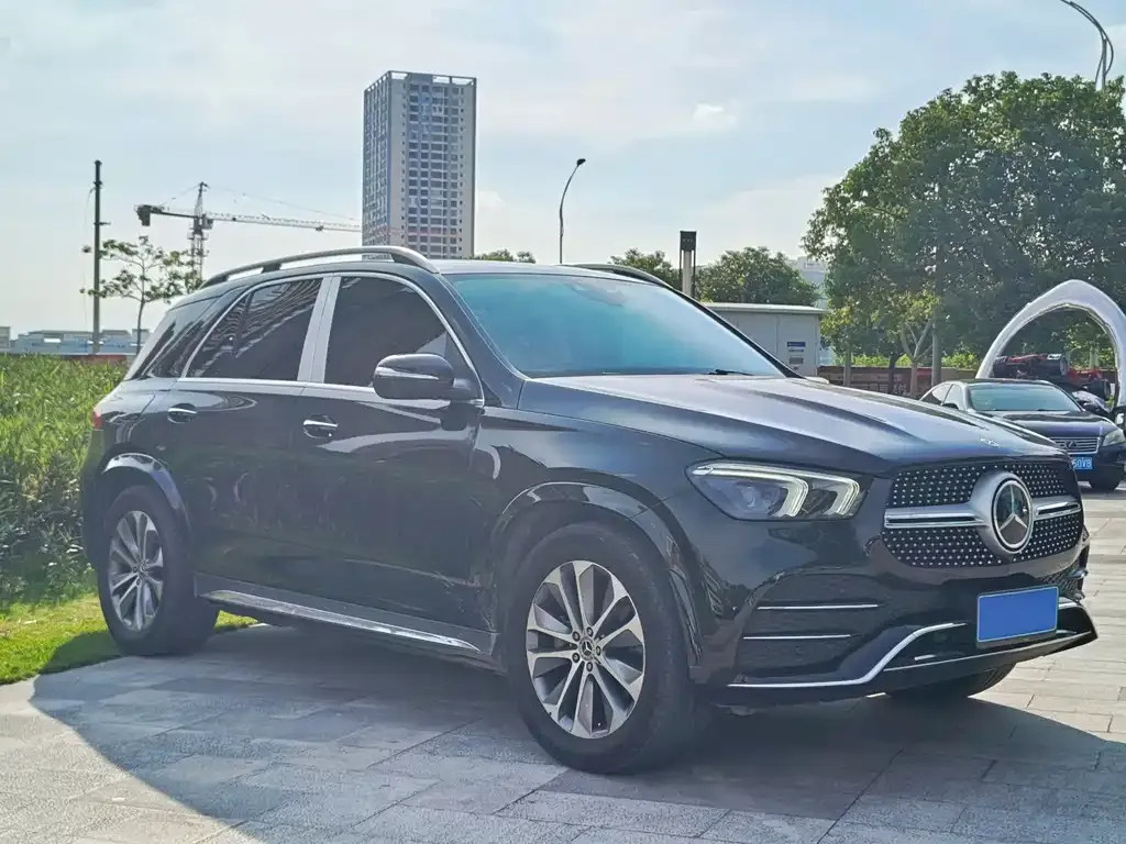 Mercedes-Benz GLE (Import) — фото 9