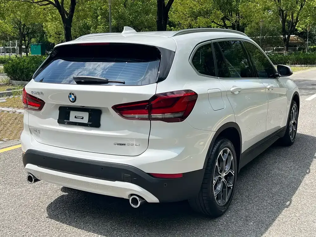 BMW X1 — фото 4