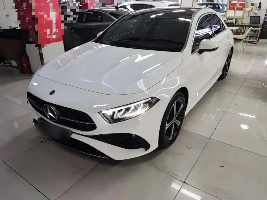 Mercedes-Benz A-Class — фото 1