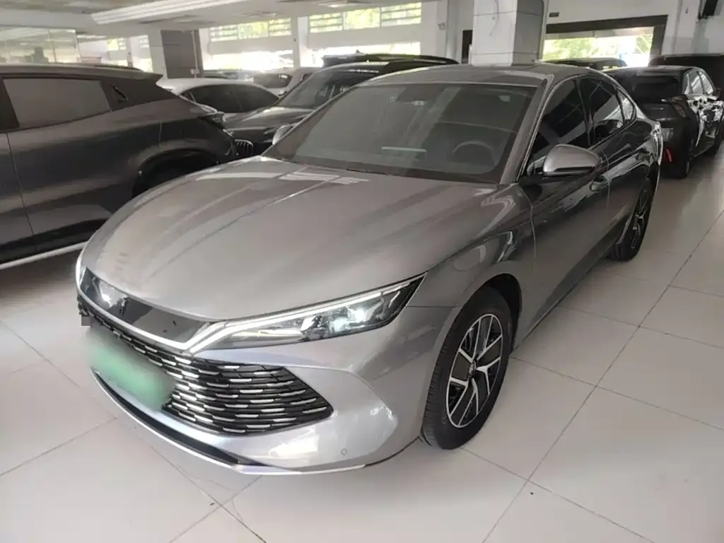 BYD Qin L — фото 9
