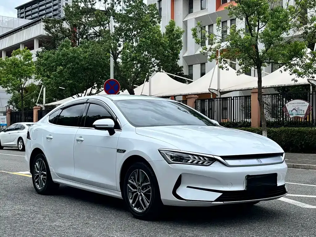 BYD Qin PLUS — фото 10
