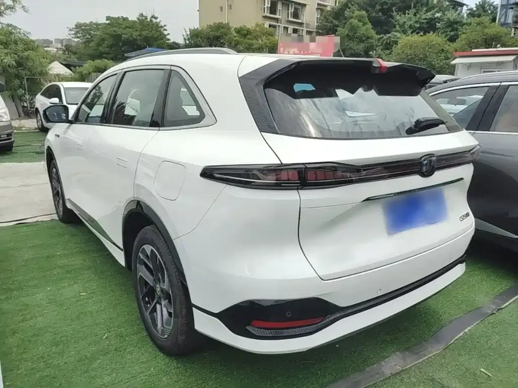 Changan CS75 PLUS — фото 9