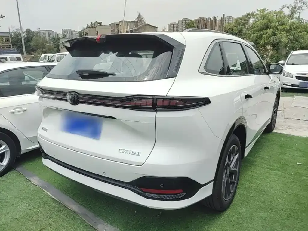 Changan CS75 PLUS — фото 3