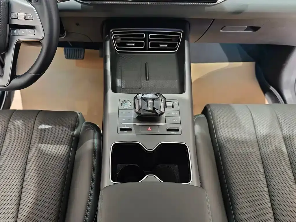 BYD Pro New Energy — фото 6