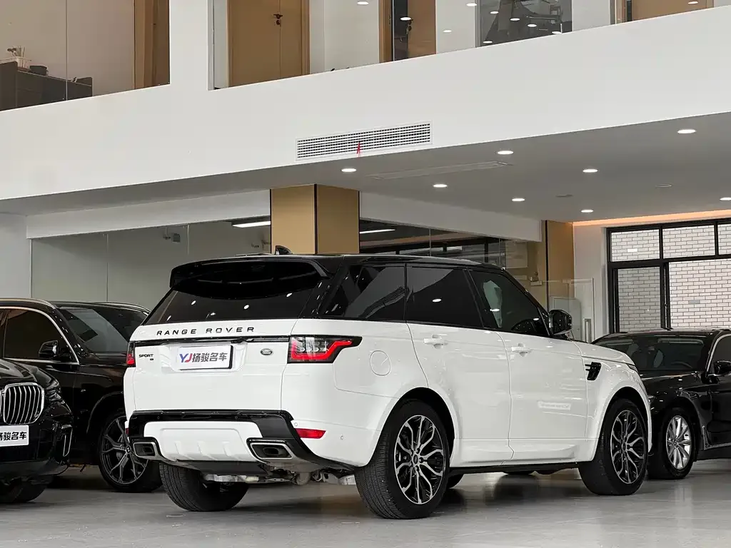 Land Rover Sport — фото 8