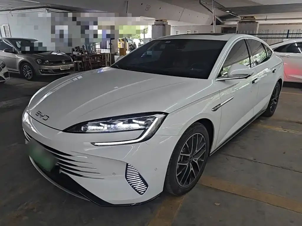 BYD Seal — фото 10