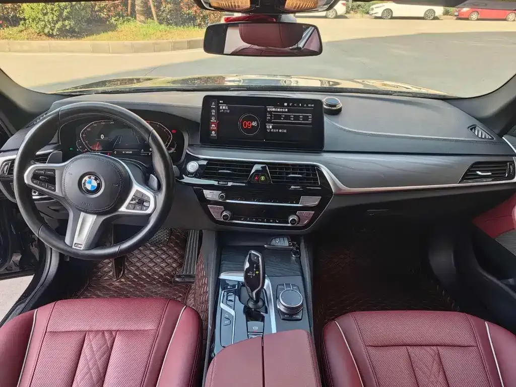 BMW 5 Series — фото 4