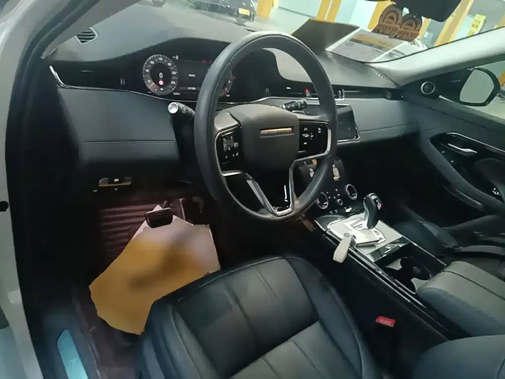 Land Rover Evoque — фото 2