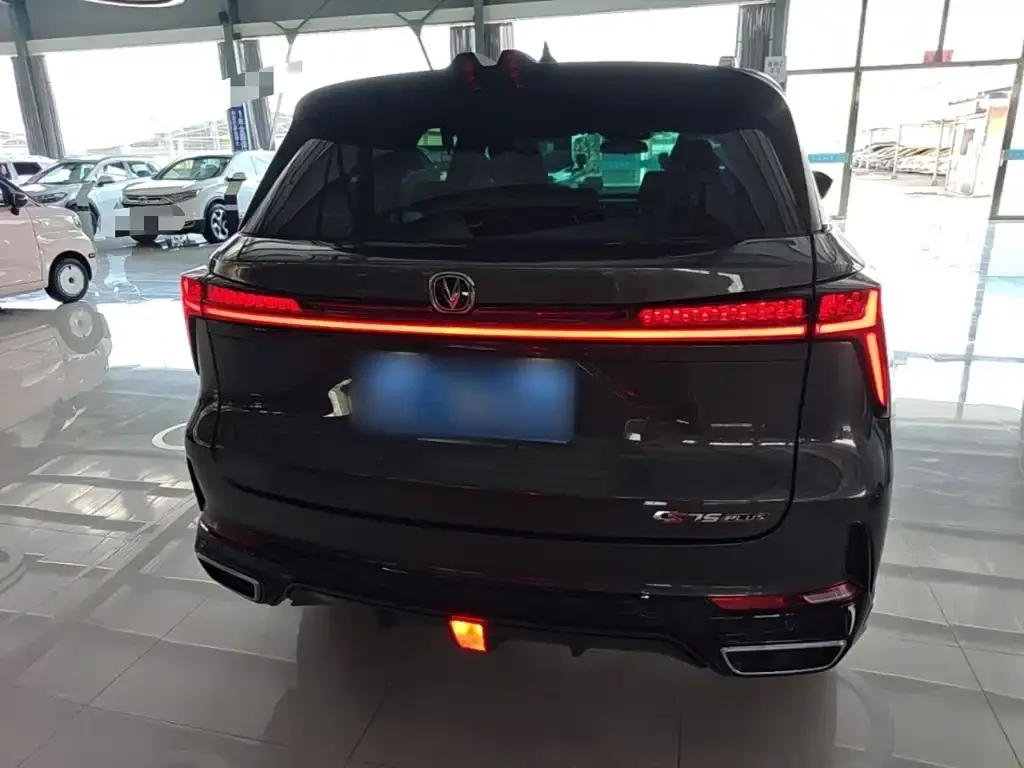 Changan CS75 PLUS — фото 8
