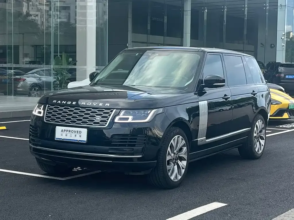 Land Rover Range Rover — фото 1