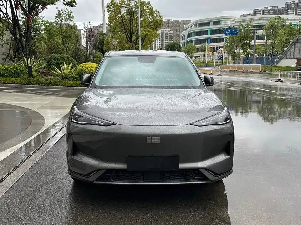 Geely Galaxy E5 — фото 1