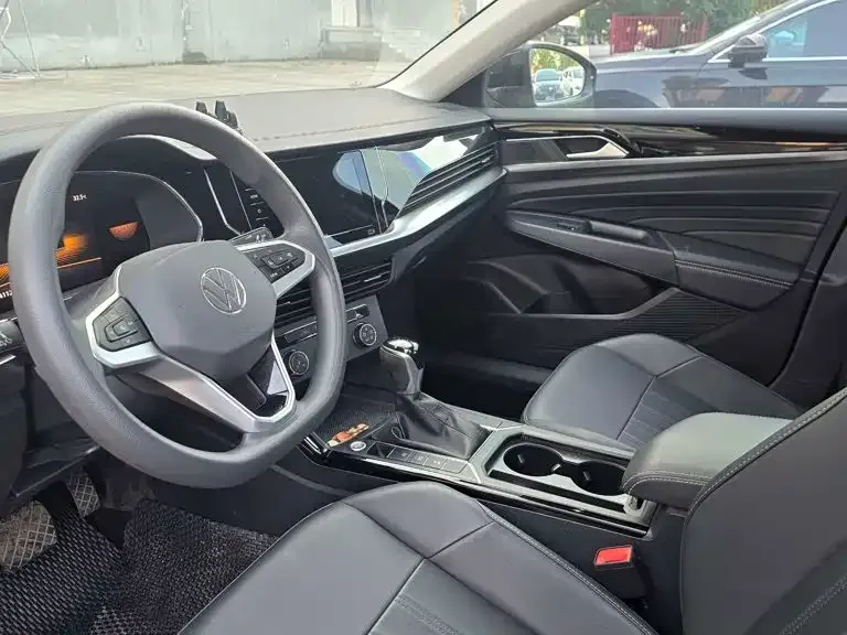 Volkswagen Passat — фото 5