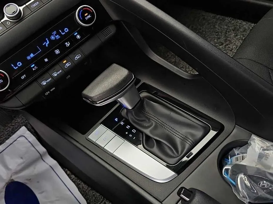 Hyundai AVANTE — фото 4