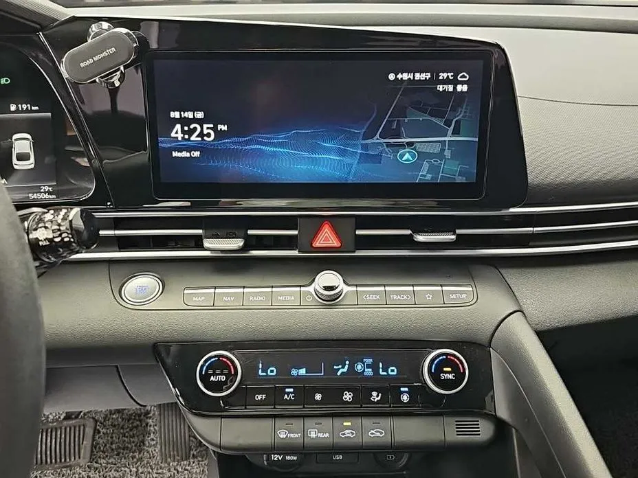 Hyundai AVANTE — фото 6