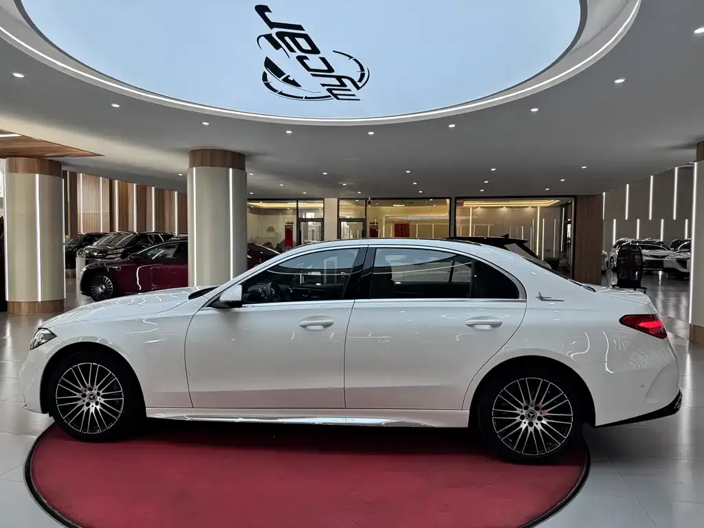 Mercedes-Benz C-Class — фото 2