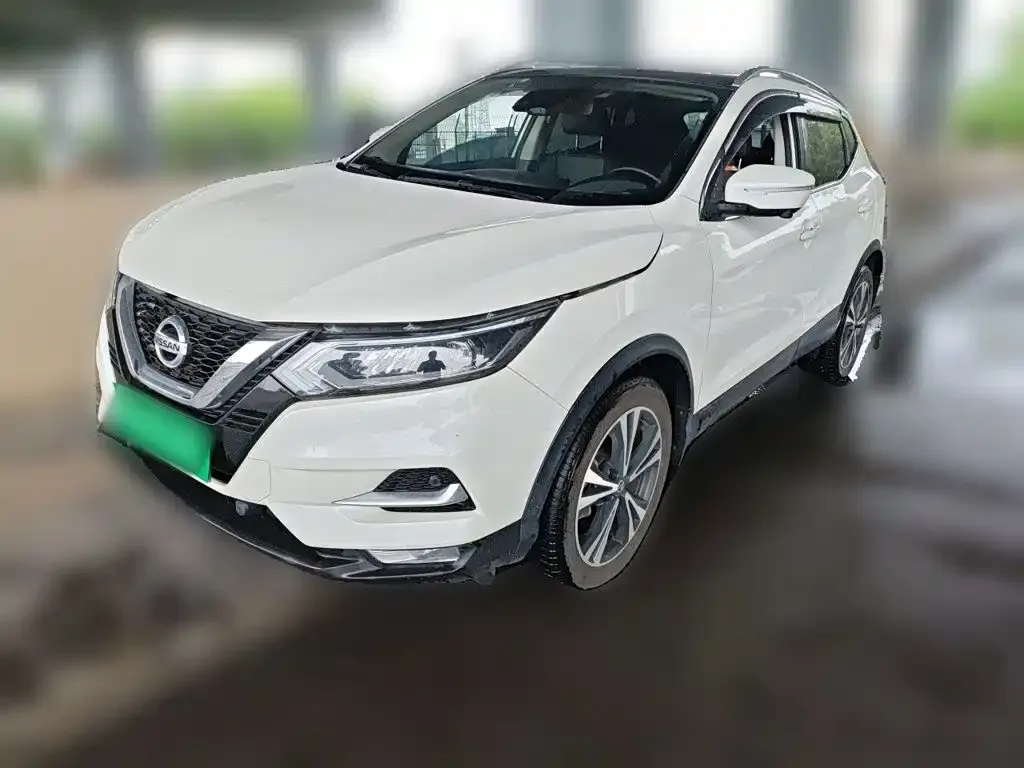 Nissan Qashqai — фото 1