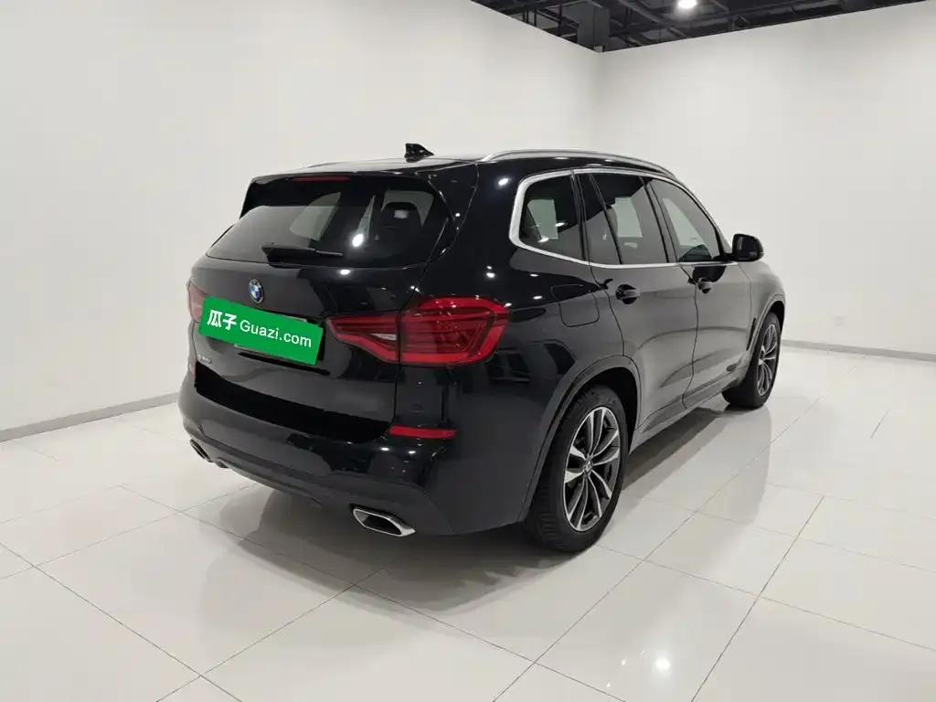 BMW X3 — фото 2