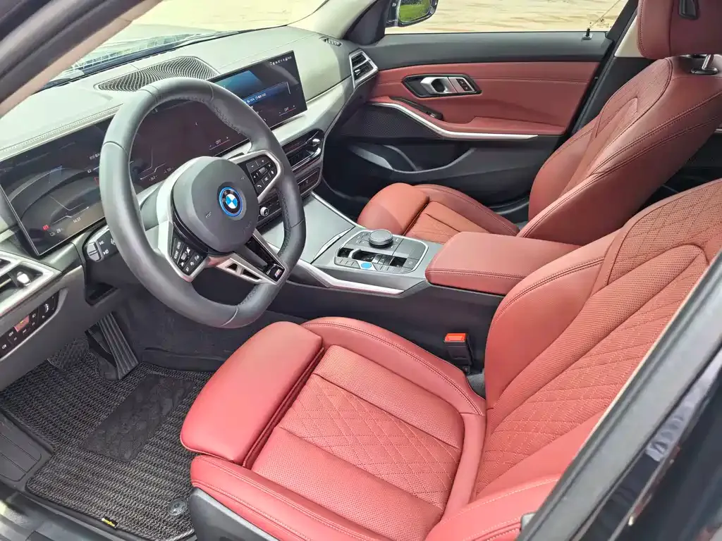BMW i3 — фото 7