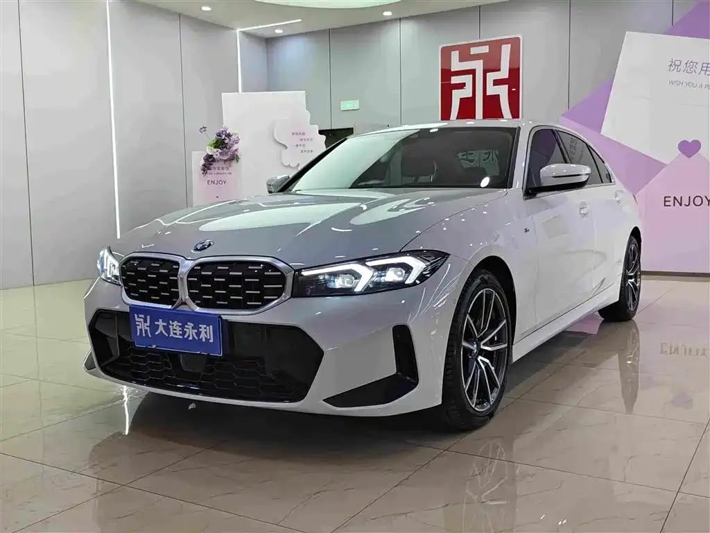 BMW 3 Series — фото 1