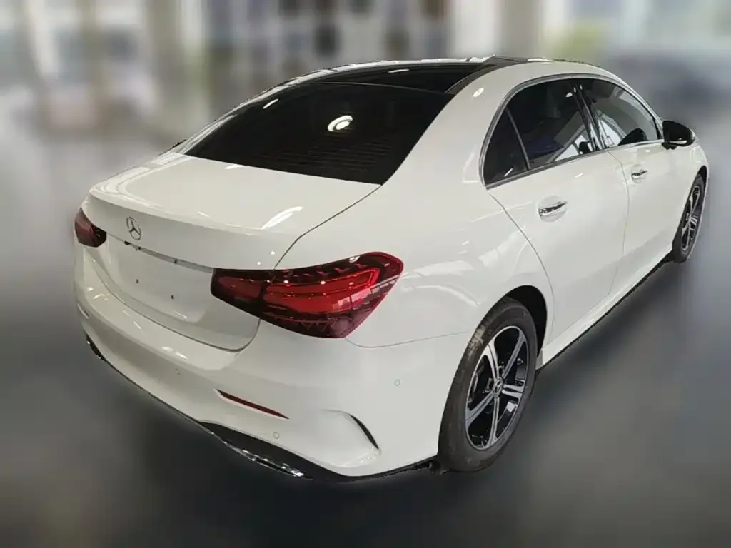 Mercedes-Benz A-Class — фото 10