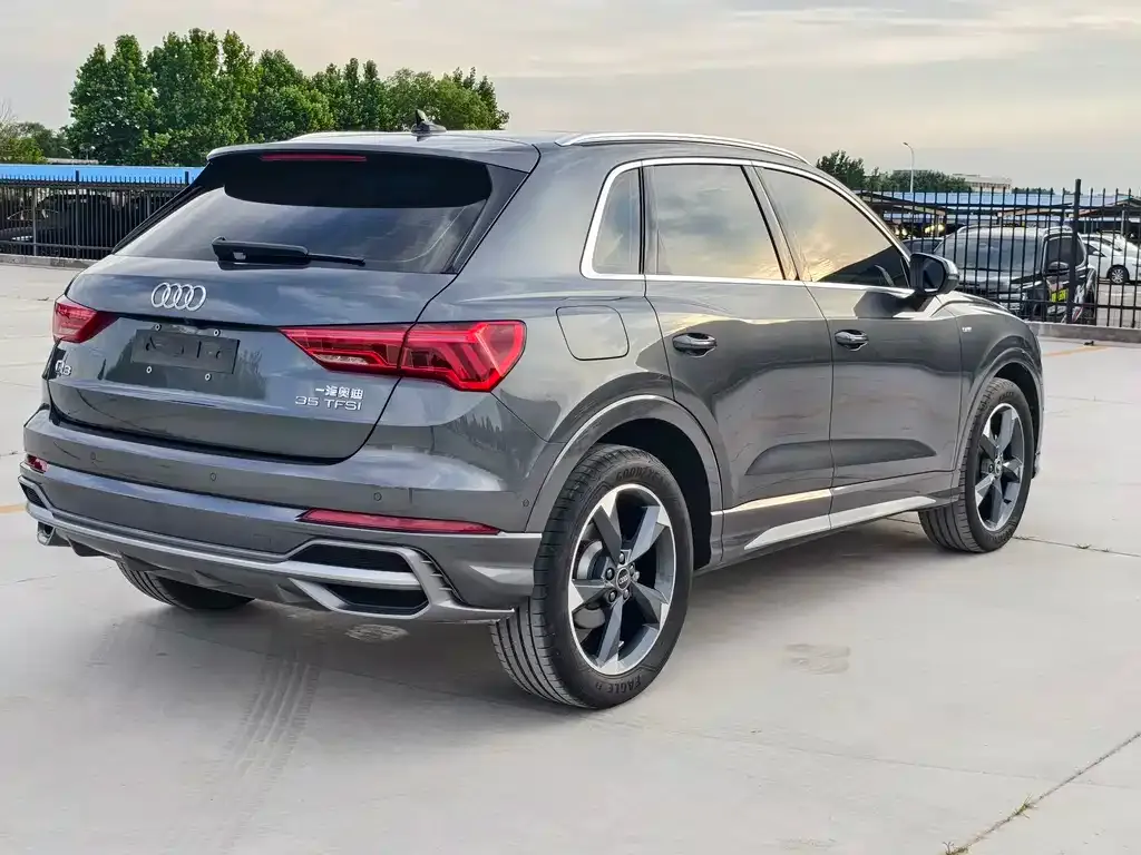 Audi Q3 — фото 2