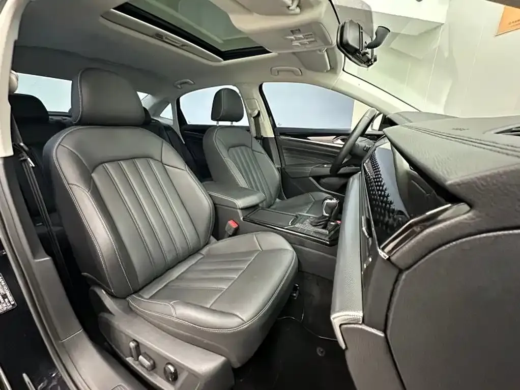 Volkswagen Passat — фото 4