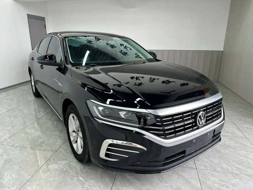 Volkswagen Passat — фото 6