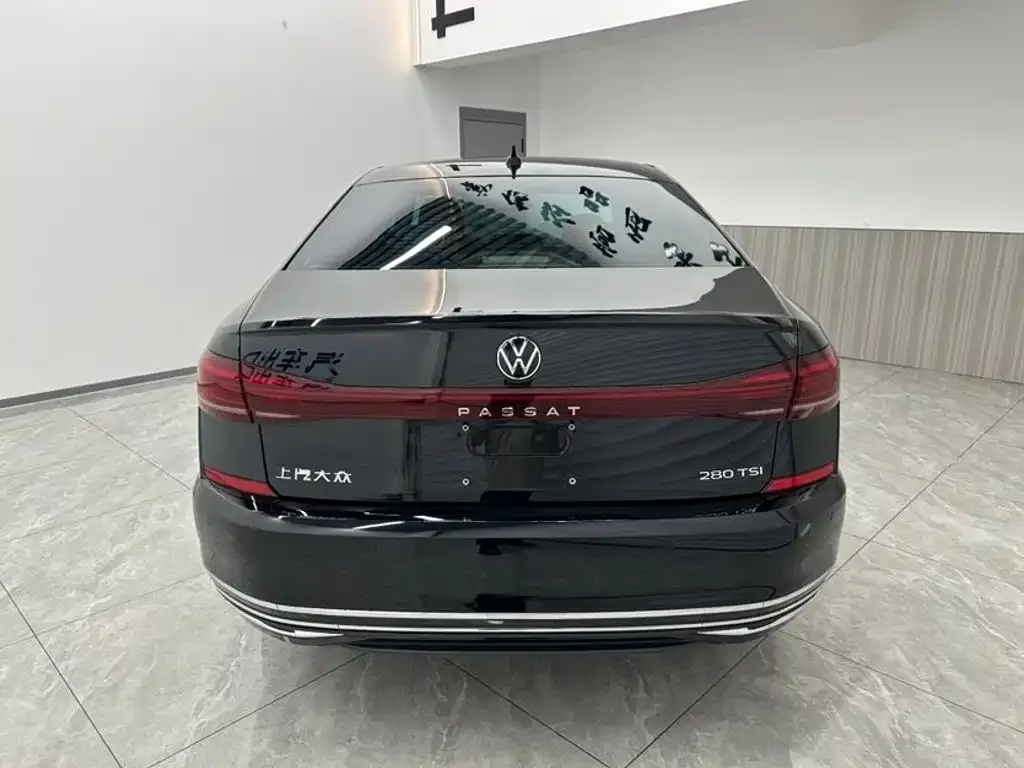 Volkswagen Passat — фото 9