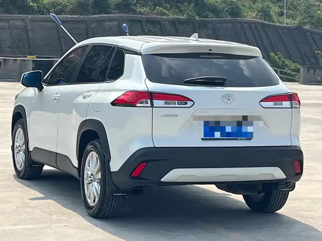 Toyota Corolla Cross — фото 3