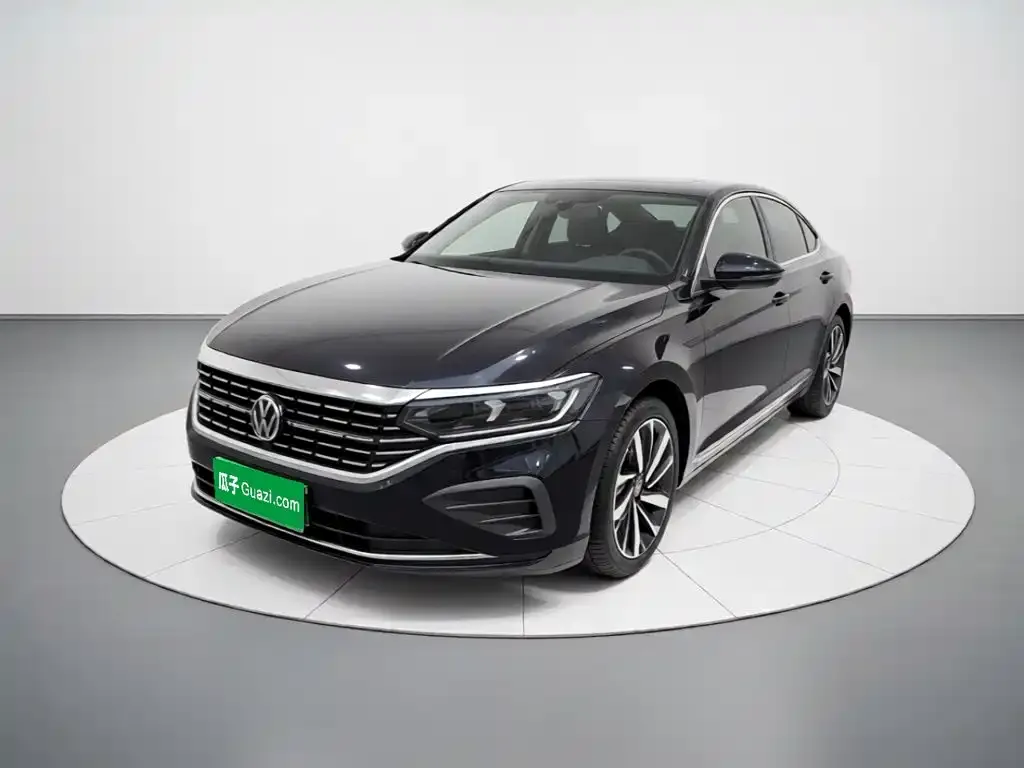 Volkswagen Passat — фото 3