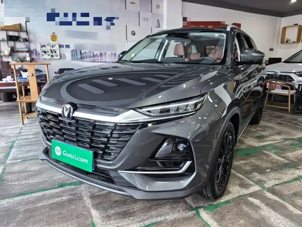 Changan CS75 — фото 1
