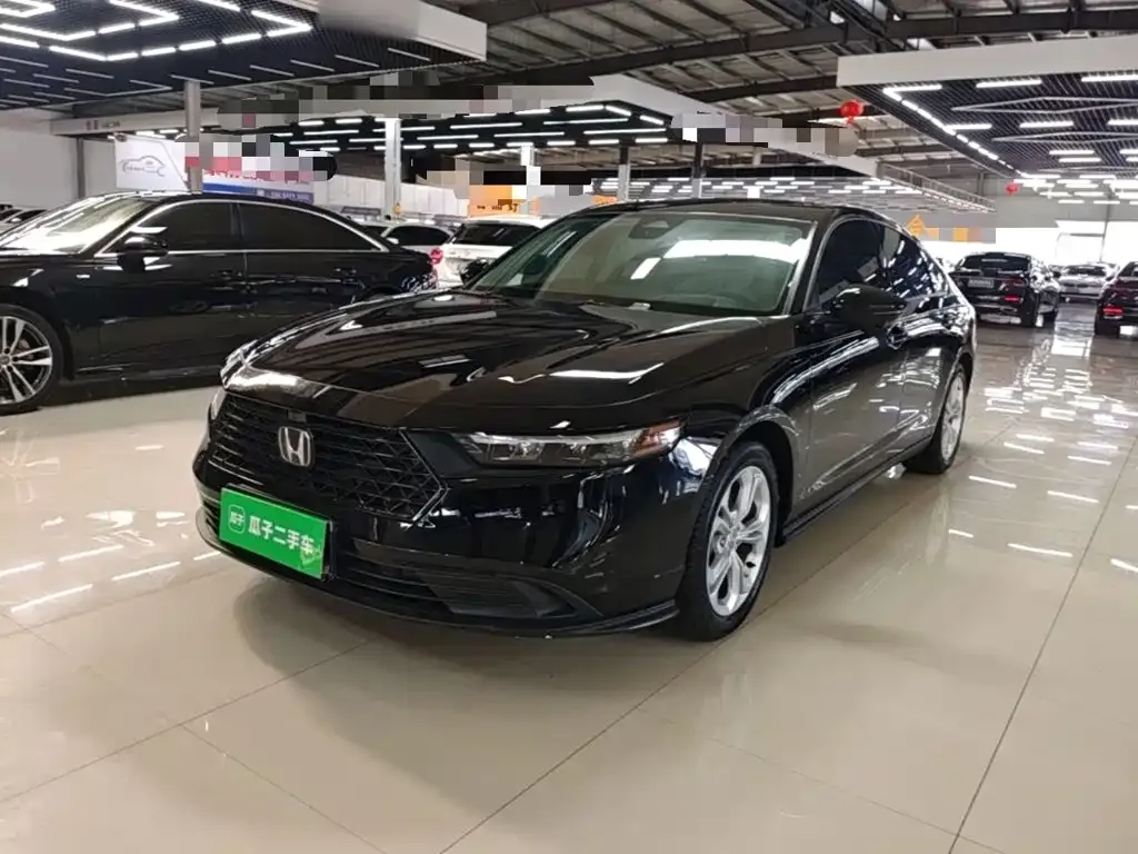 Honda Accord — фото 1