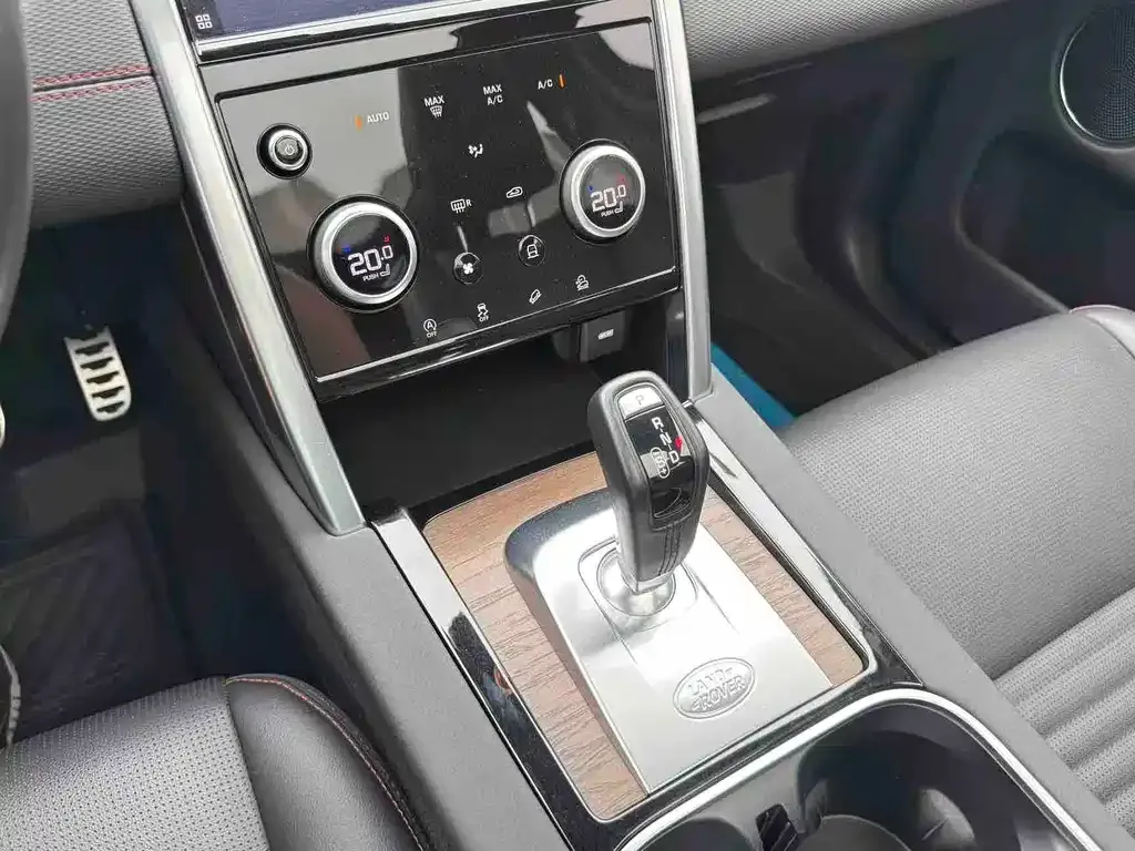 Land Rover Discovery Sport — фото 9