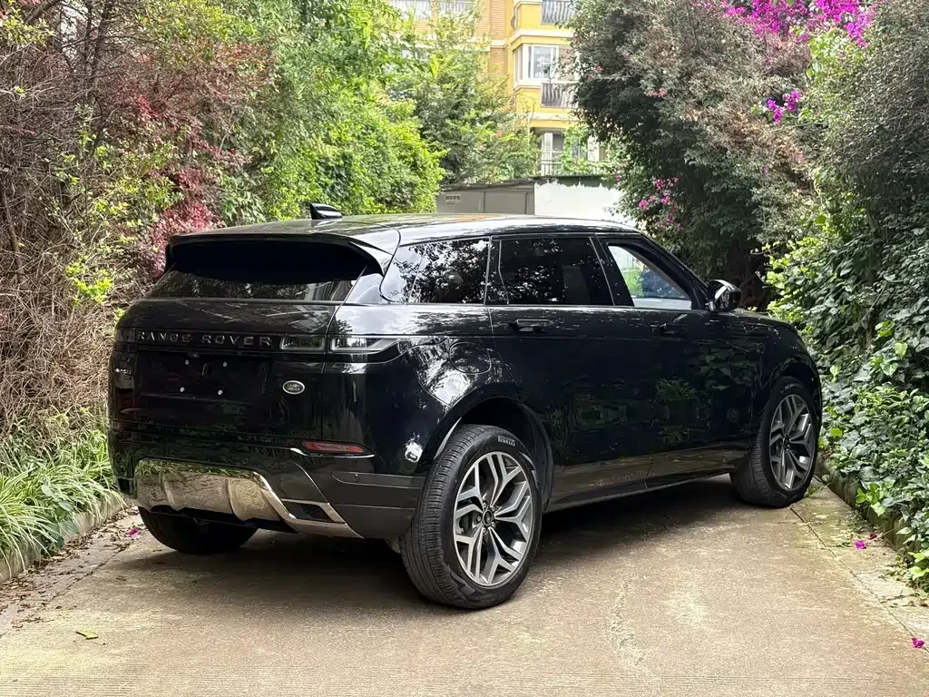 Land Rover Evoque — фото 10