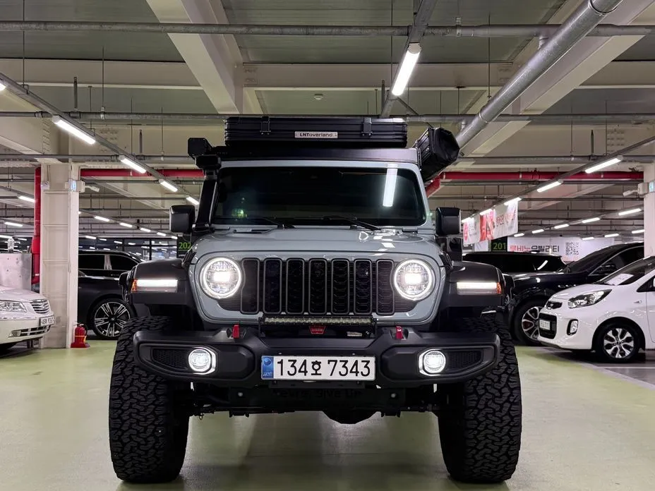 Jeep Wrangler — фото 5