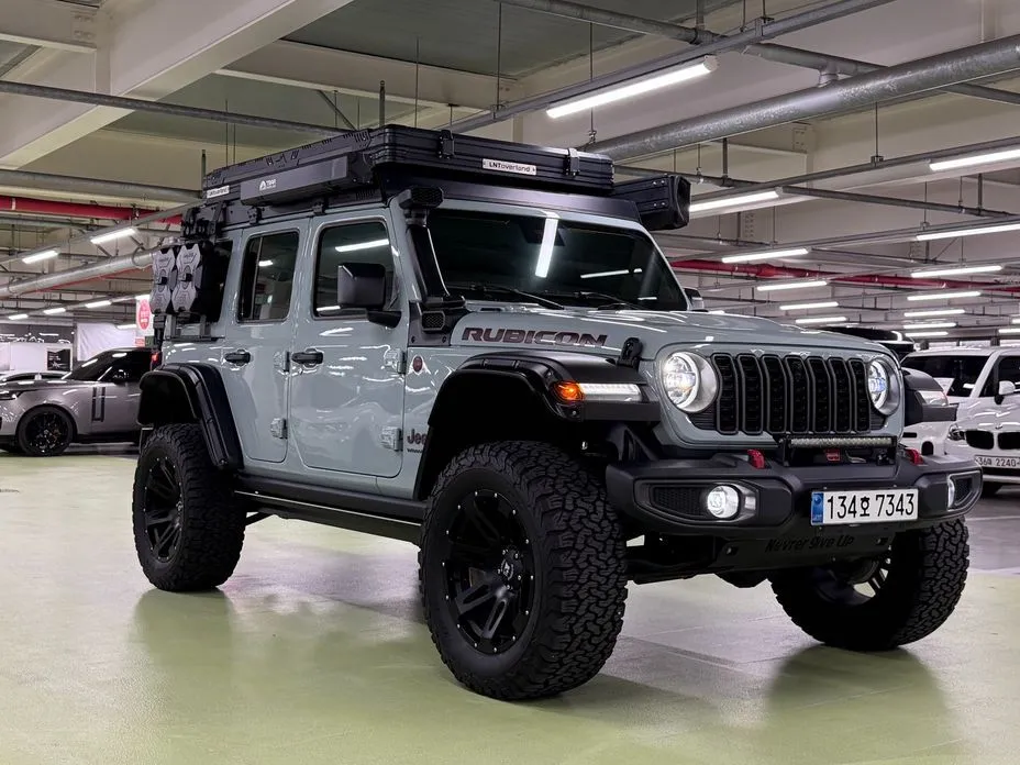 Jeep Wrangler — фото 10