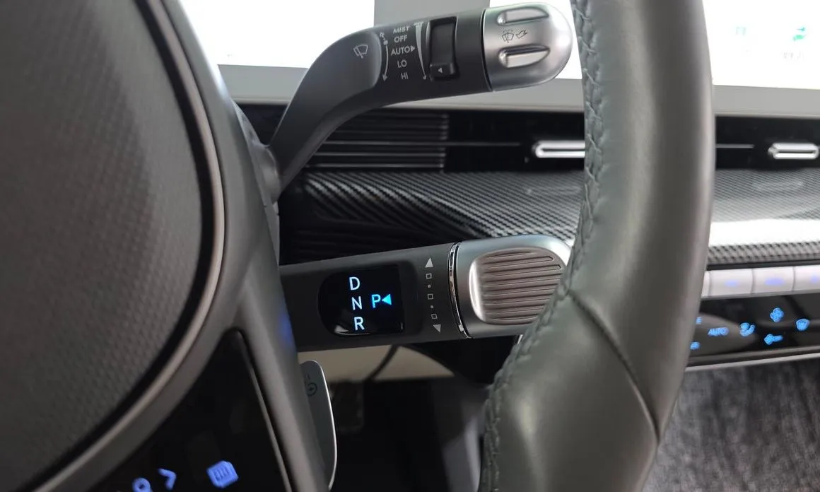 Hyundai Ioniq5 — фото 3