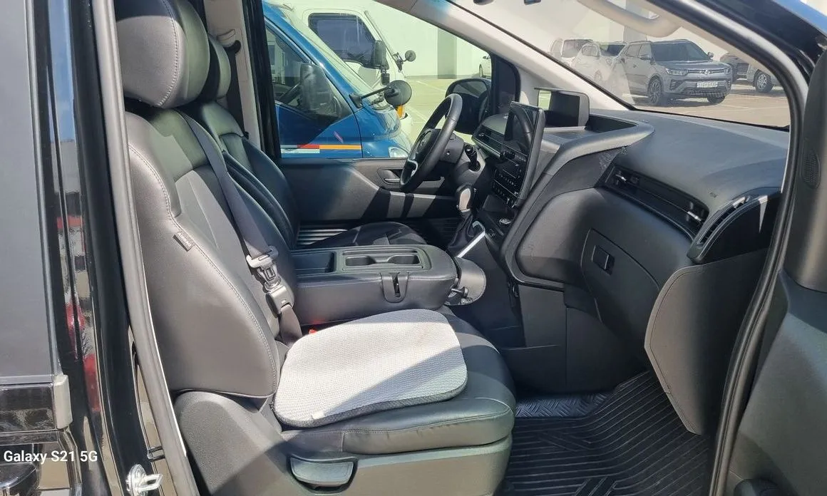 Hyundai Staria — фото 3