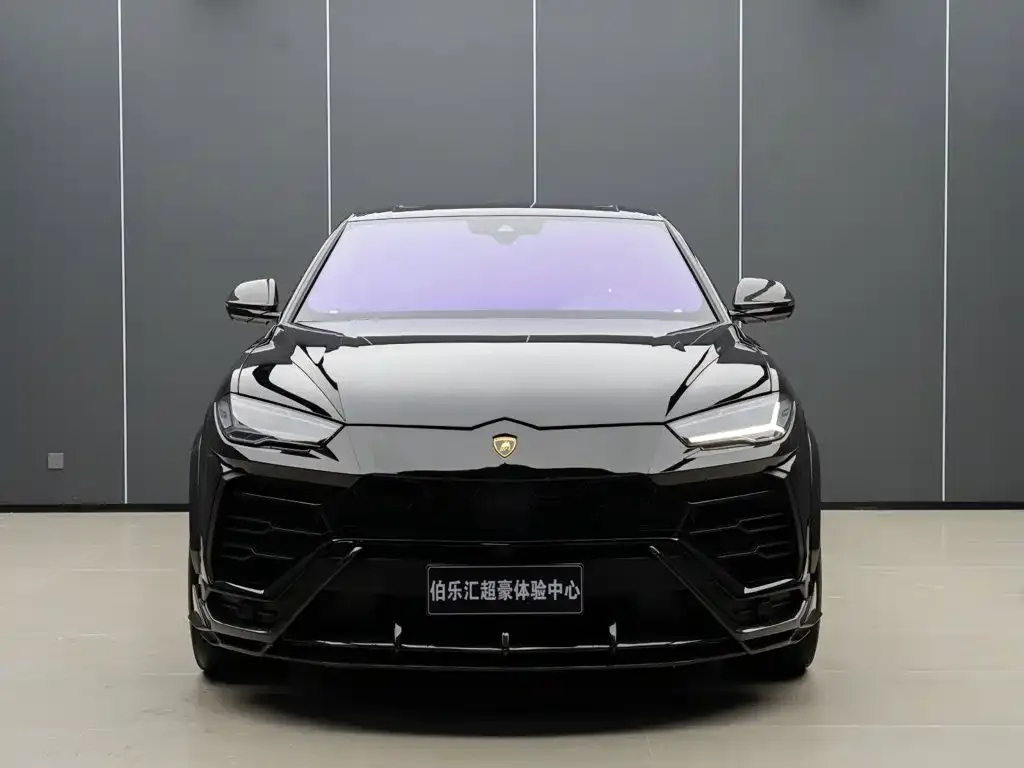 Lamborghini Urus — фото 7